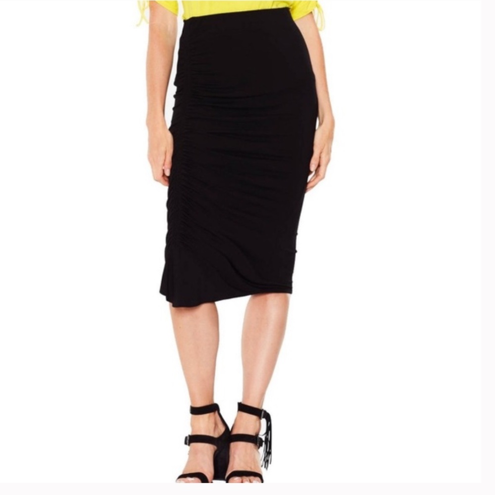 Vince Camuto black ruched pencil skirt, small